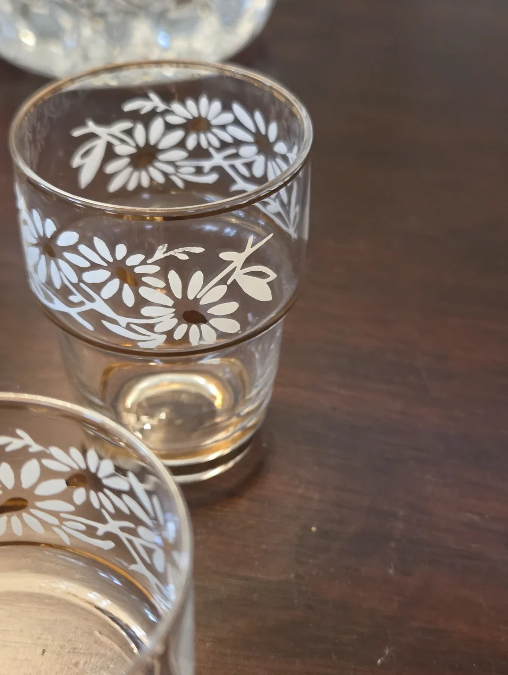 Mid Century Tchecover Of Belgium Daisy Stackable Cordial Glasses